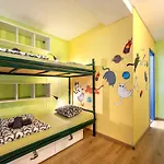 Island (adults Only) Хостел *
