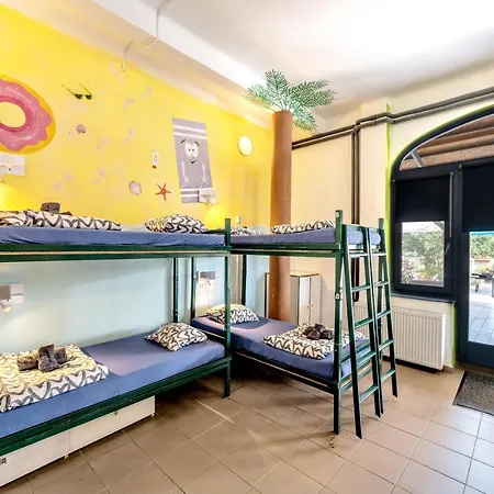 Ostello Island (adults Only)