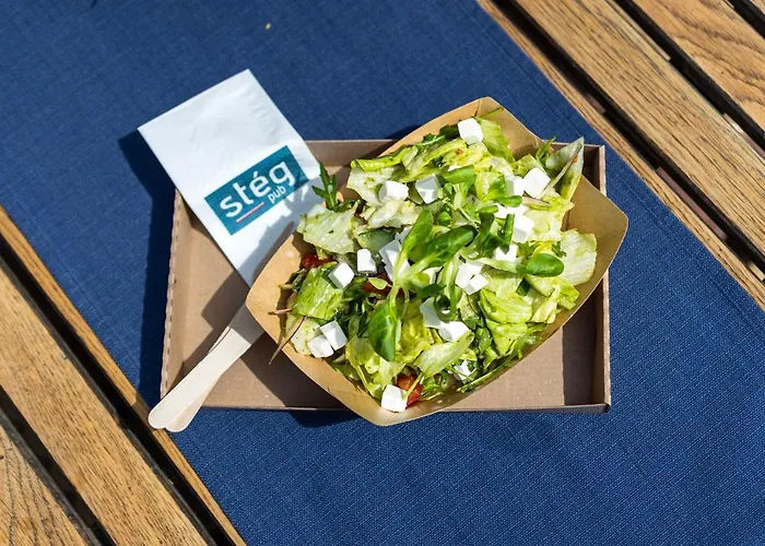 Hostel Island (adults Only)