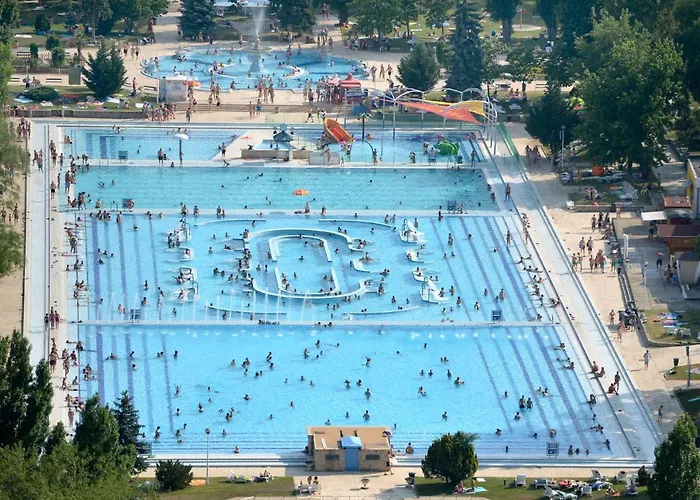 Island (adults Only) Hostel Budapest