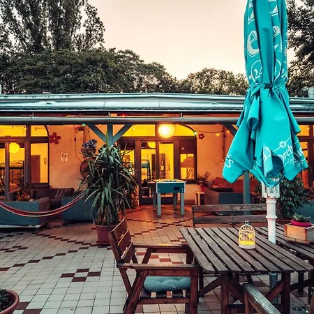 Island (adults Only) אכסניה בודפשט